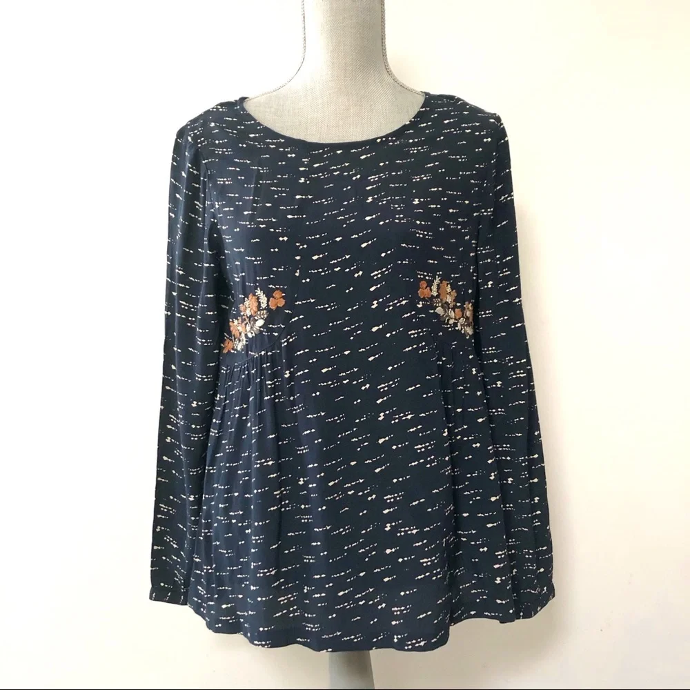 Anthropologie Indi and Cold top embroidered navy floral blouse romantic boho - Picture 1 of 5